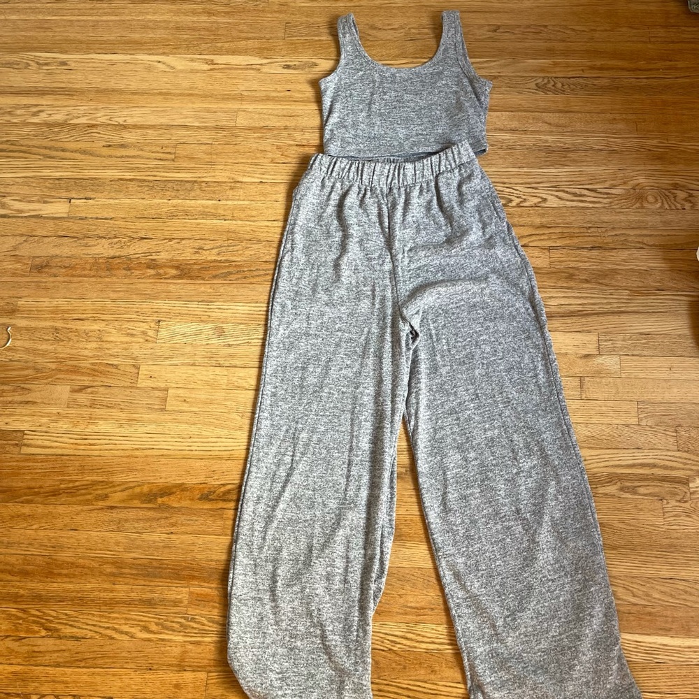 3 piece lounge set